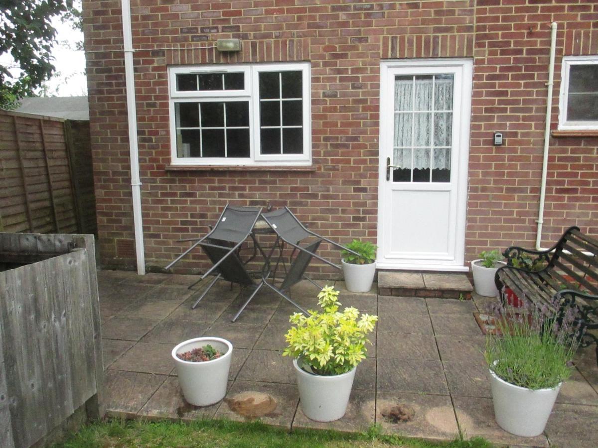 Hops Annex Villa Brockenhurst Bagian luar foto