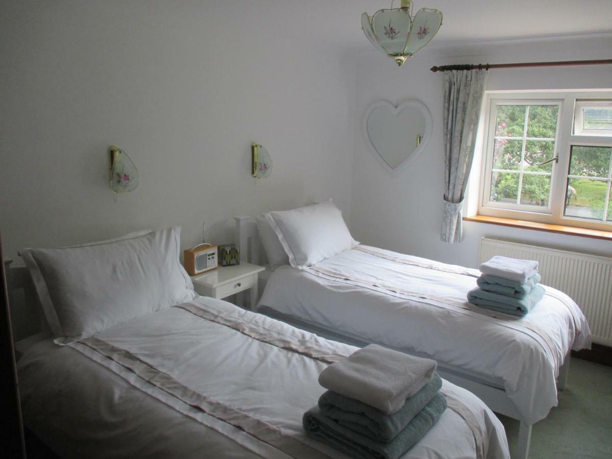 Hops Annex Villa Brockenhurst Bagian luar foto