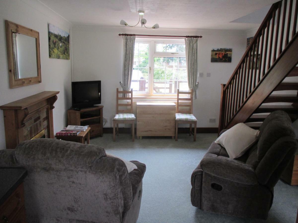 Hops Annex Villa Brockenhurst Bagian luar foto